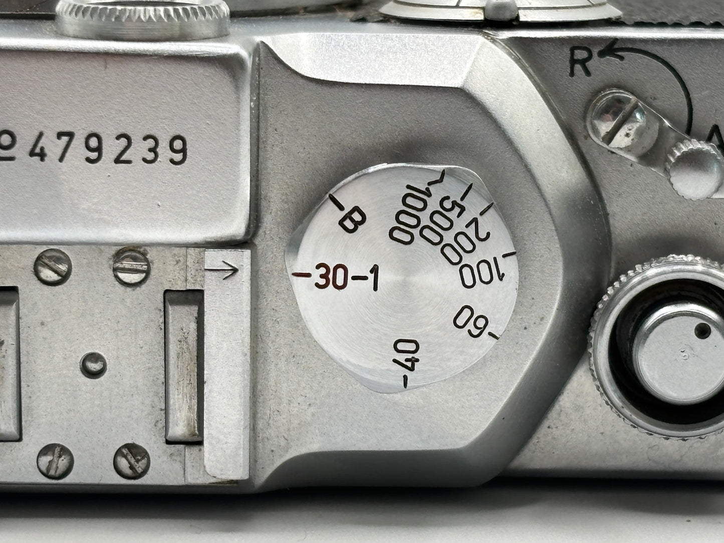 Leica IIIc Sharkskin 2. Version, Gehäuse silber