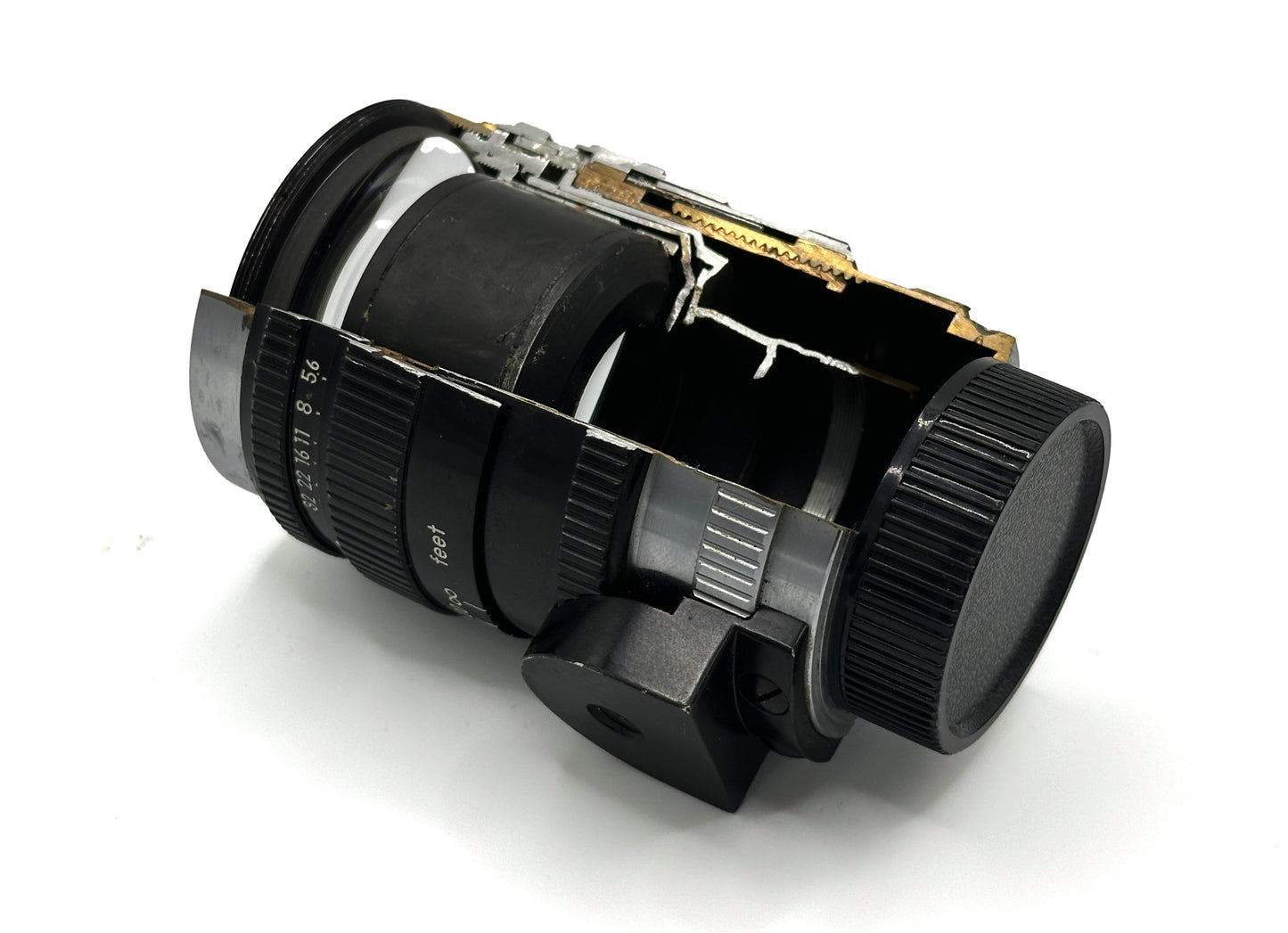 Nippon Nikkor-P 1:2.5/10.5cm cutaway model