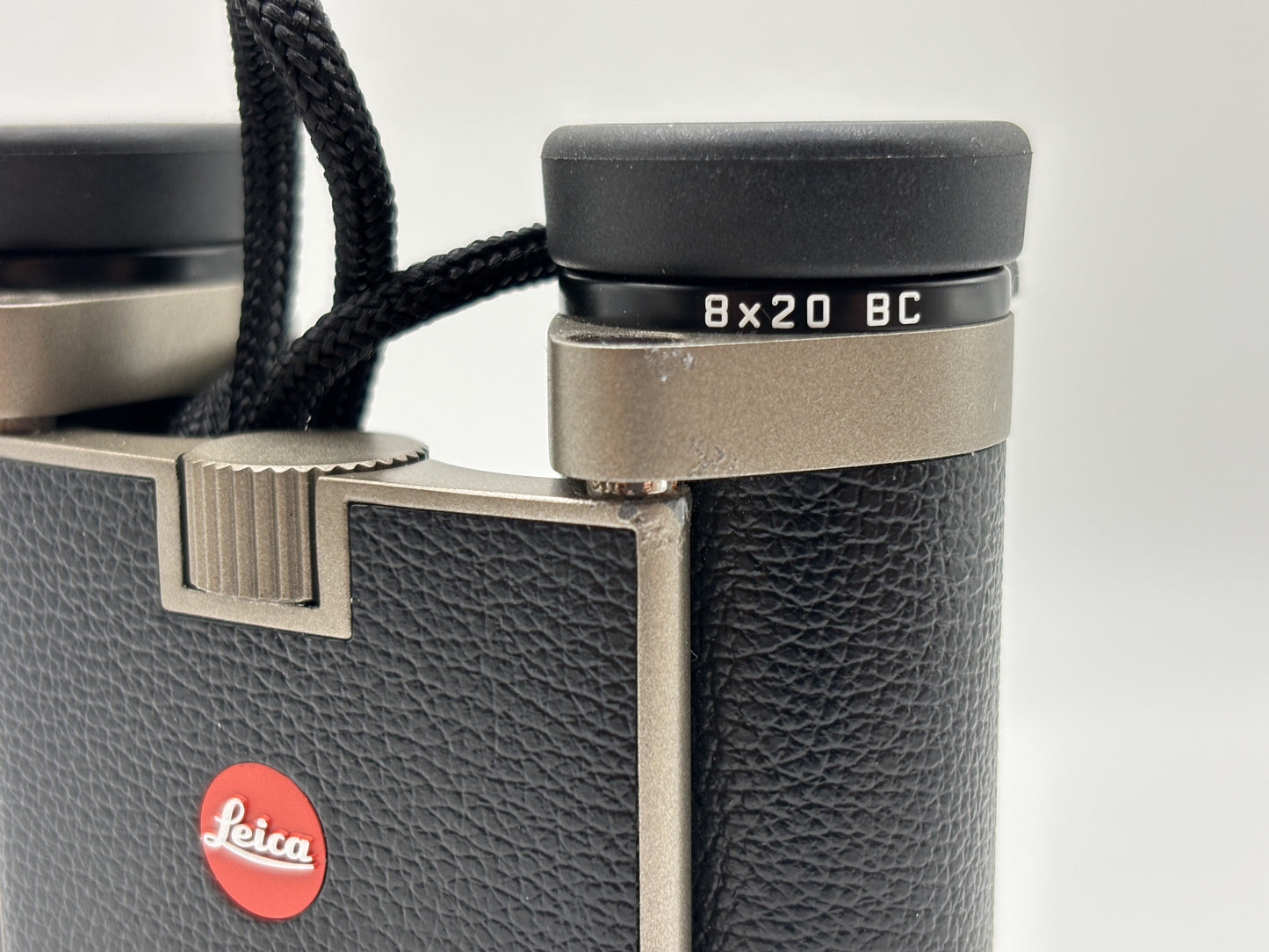 Leica Trinovid 8x20 BC Titan mit Verpackung