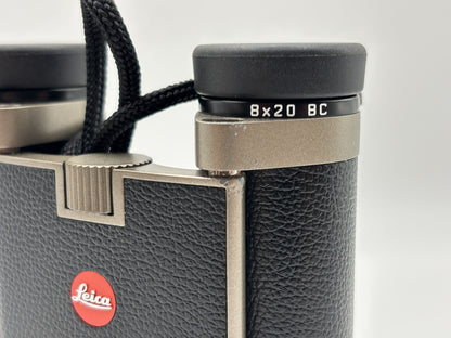 Leica Trinovid 8x20 BC Titan mit Verpackung