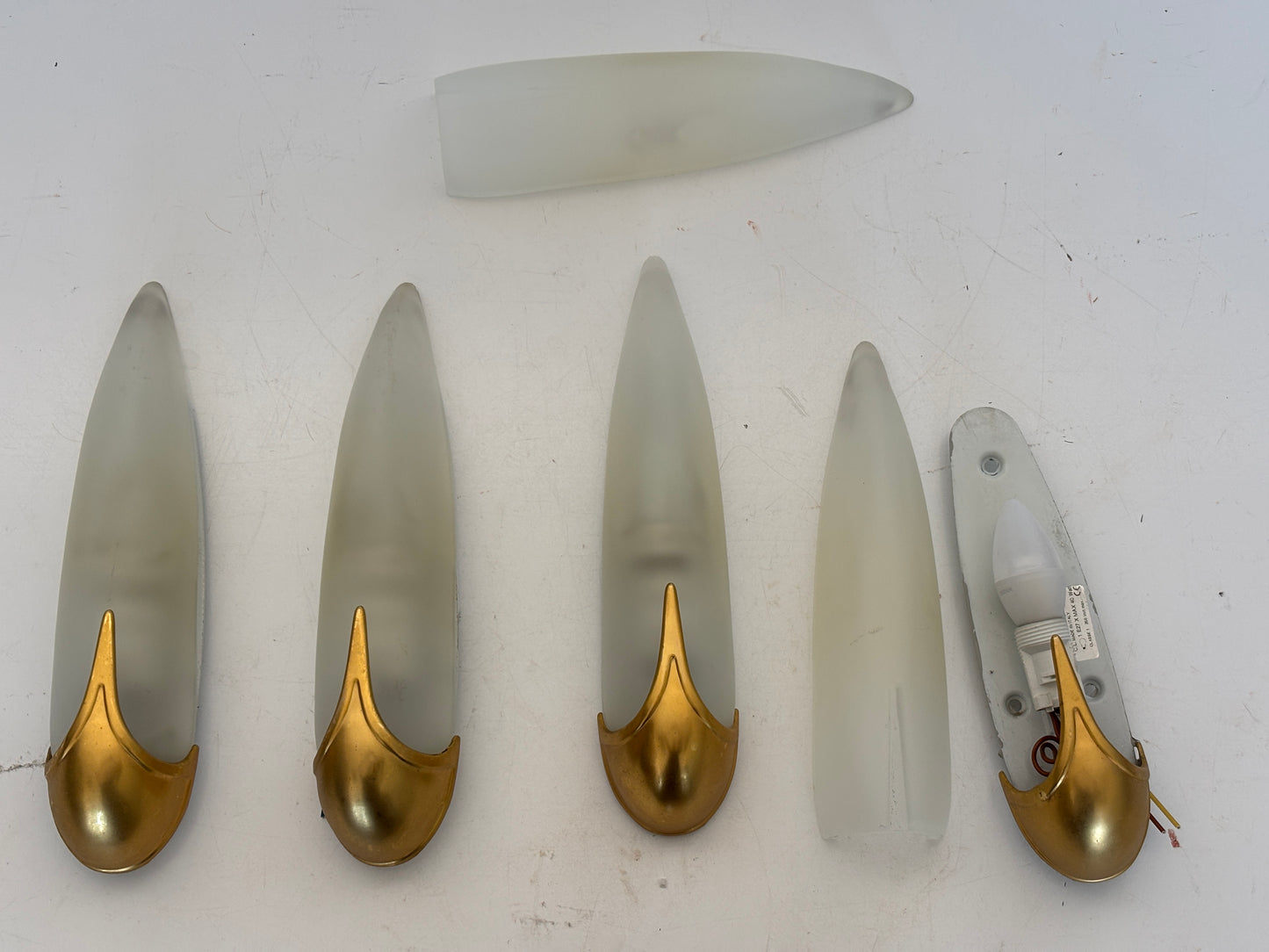 4x Wandleuchte 1950er Jahre Maisform + 1x Ersatzglas Gold / Weiß Art Deco