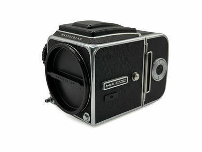 Hasselblad 500C/M silber mit A12 Magazin Mittelformat Analogkamera