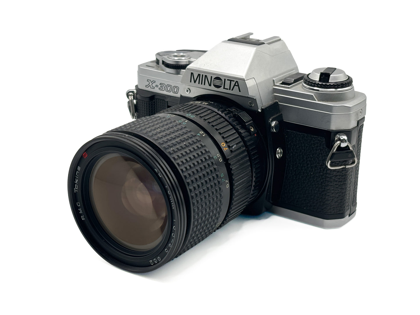 Minolta X-300 silber + Tokina 3.5-4.5/28-70mm