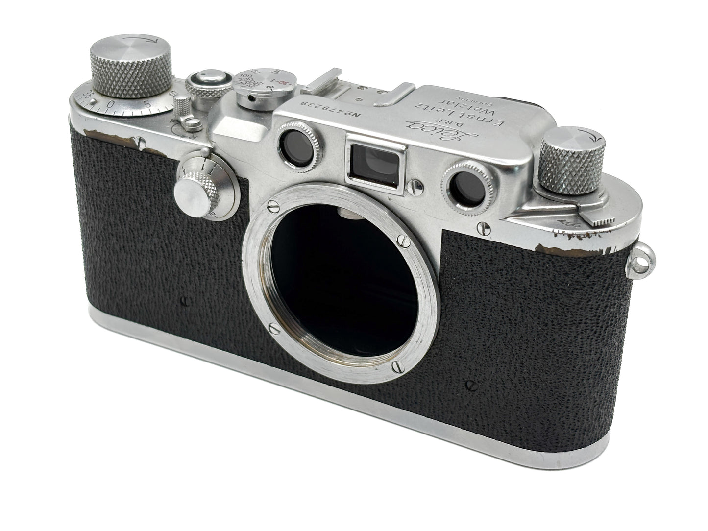Leica IIIc Sharkskin 2. Version, Gehäuse silber