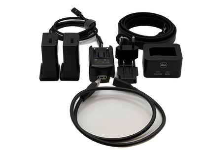 Leica M11-P, silver chrome 20214 + spare battery