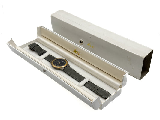 Leica Armband Uhr "Titan"