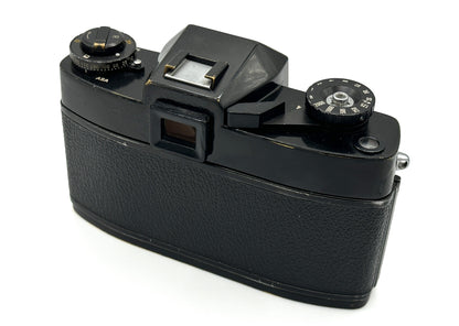 Leicaflex SL, schwarz lackiert "Gehäuse"