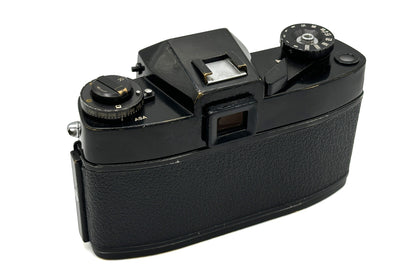 Leicaflex SL, schwarz lackiert "Gehäuse"