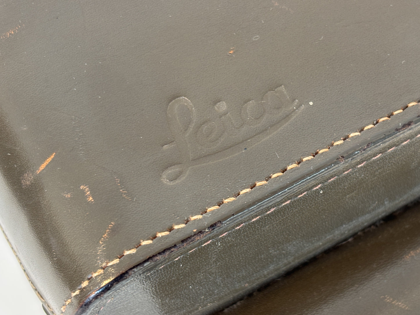 Leica Universal Tasche Leder Braun / Grün