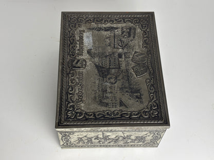 Antike Blechdose Nürnberg 32x24x13cm