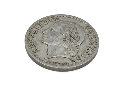 5 Frances Repvbliove Francaise 1946 Münze